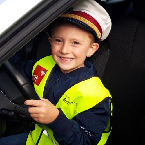 Verkehrserziehung mit der Polizei 2425