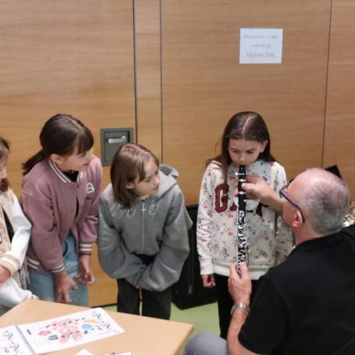 Instrumentenvorstellung 2526