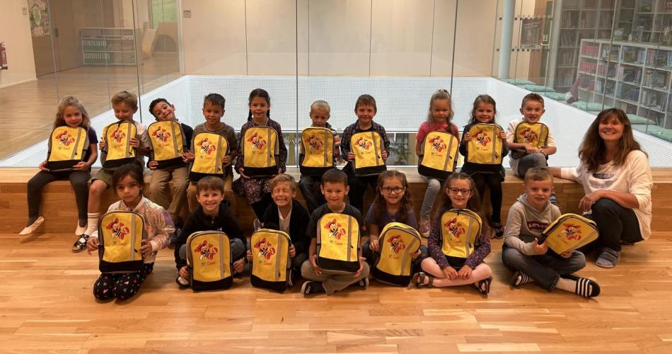 1. Klasse 2425 mit Sumsi-Rucksack